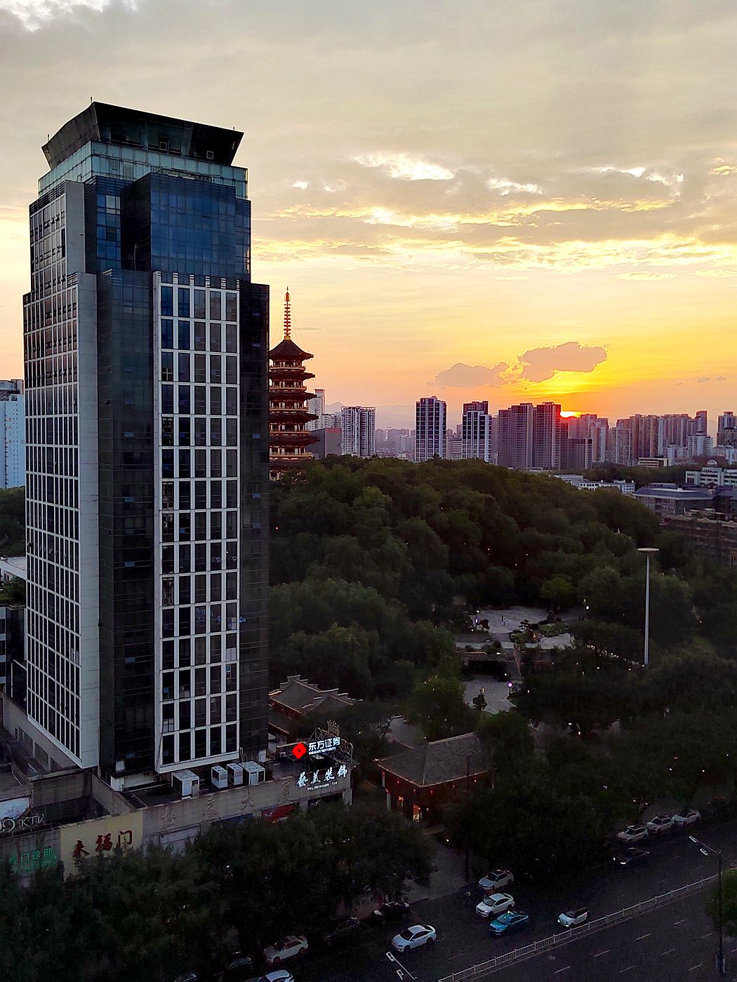 IMG_20230706_184841_edit_834249133547957_副本.jpg